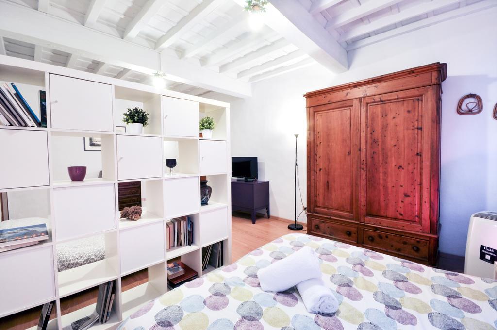 Uffizi Apartment Florens Exteriör bild